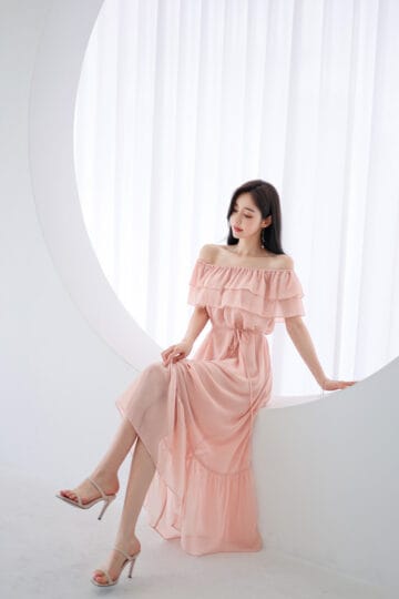 ラッフルオフショルダーワンピース