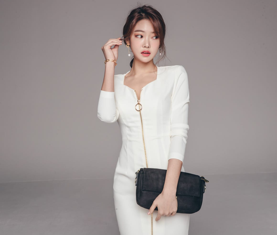 フルジップミディドレス