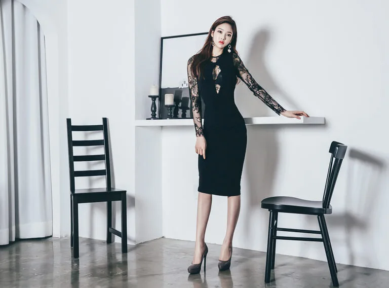 ラウンドネック シアーレースインサート ロングスリーブ ミディドレス |